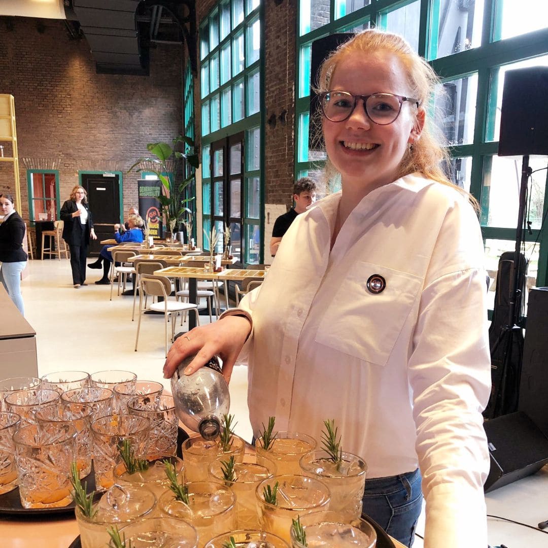 Jessica Huttinga bei einem Event ihrer Ausbildung.